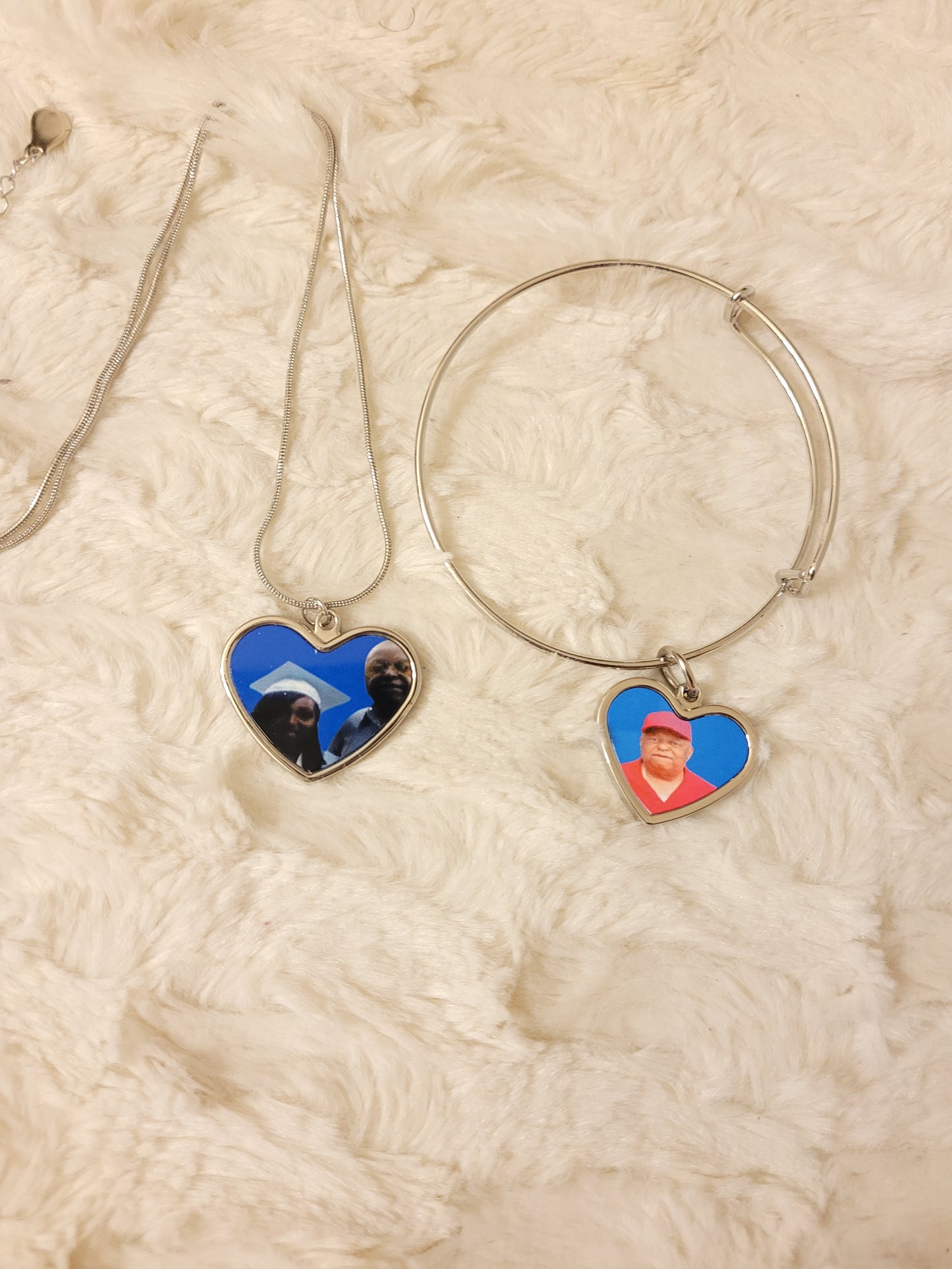 Heart pendant necklace & bangle bracelet